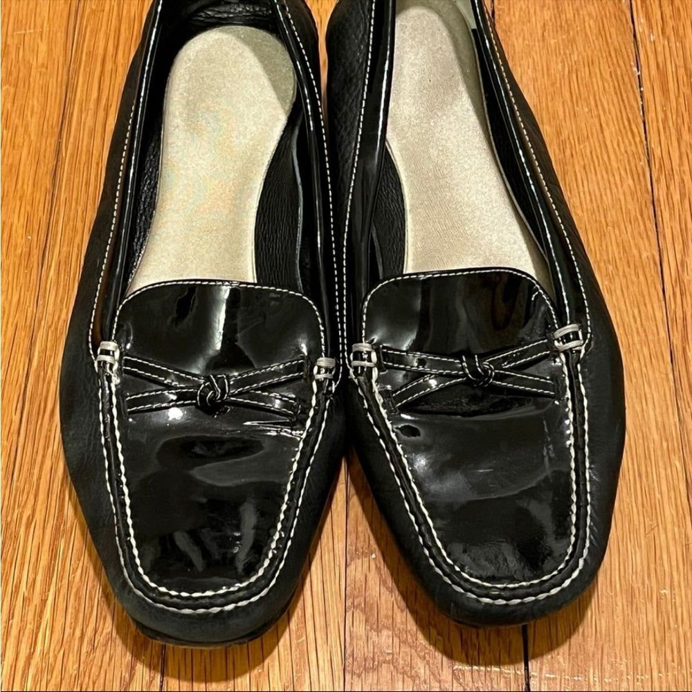 Cole Haan Women's Black Patent Leather Loafers Size 8.5 AA Narrow